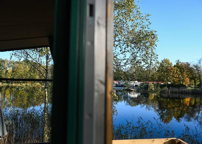 Casa de Férias Sleep Space 4 - Tiny Spot Friesland