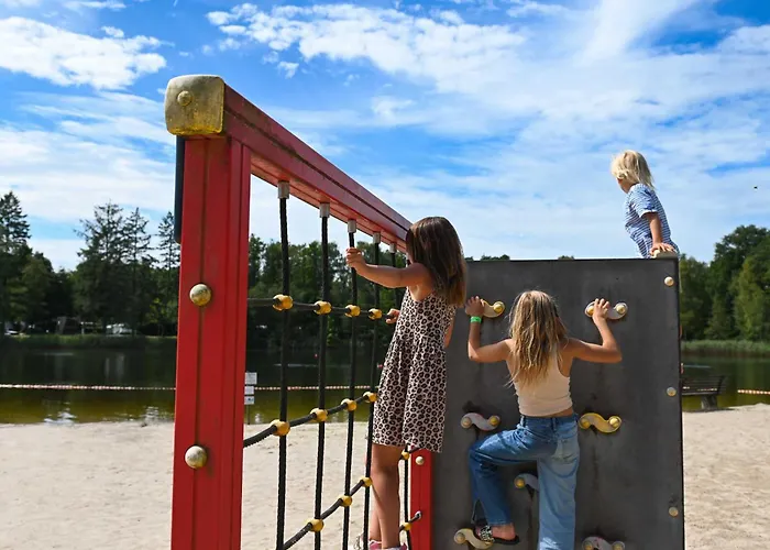 Casa de Férias Sleep Space 4 - Tiny Spot Friesland Schortens